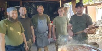 128 бригада показала, як для воїнів варять закарпатський боґрач — Закарпаття