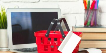 Чи працює Амазон в Україні у 2025 році — повний огляд можливостей