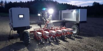 Існуючі трактори і навісну техніку об’єднають спільною системою з роботами – Техніка