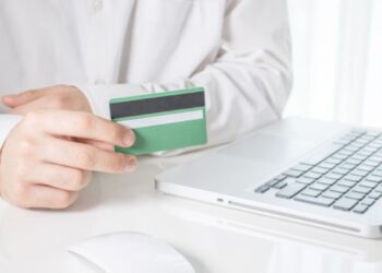 Кредит на картку від БізПозика – це простий спосіб вирішити «грошове питання»