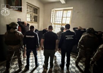 «Кримінальний авторитет» із Сваляви координував незаконне переправлення чоловіків через кордон (ФОТО)