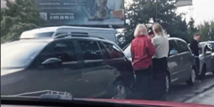 Масштабна ДТП в Ужгороді паралізувала рух на вулиці Станційній –