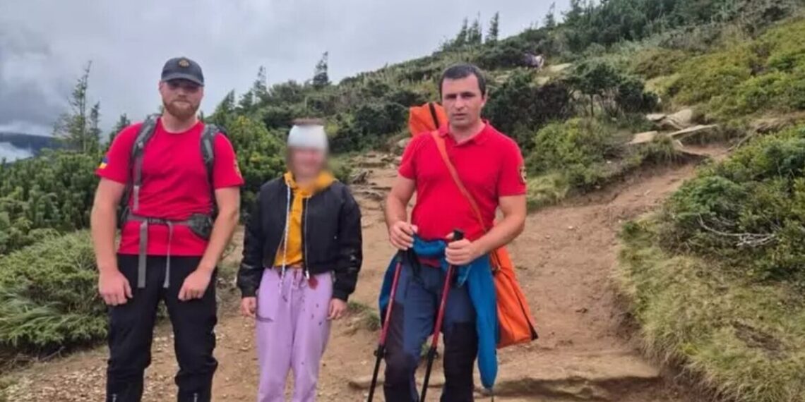 На Говерлі травмувалася 18-річна туристка із Закарпаття (ФОТО)
