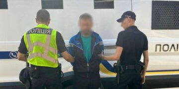 На Хустщині затримали наркоторговця під час збуту психотропів (ФОТО)