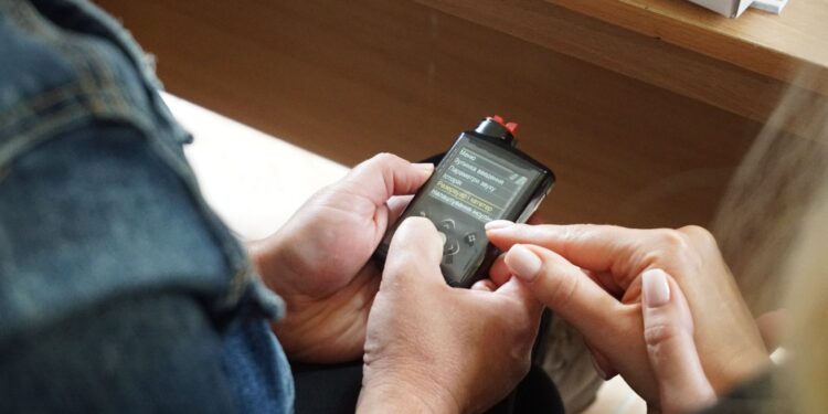 На Закарпатті діти з діабетом отримали сучасні інсулінові помпи (ФОТО)