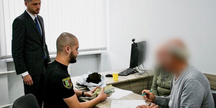 На Закарпатті сім’я військового постраждала від шахраїв (ФОТО)