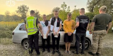 На Закарпатті викрили двох організаторів незаконного переправлення призовників –