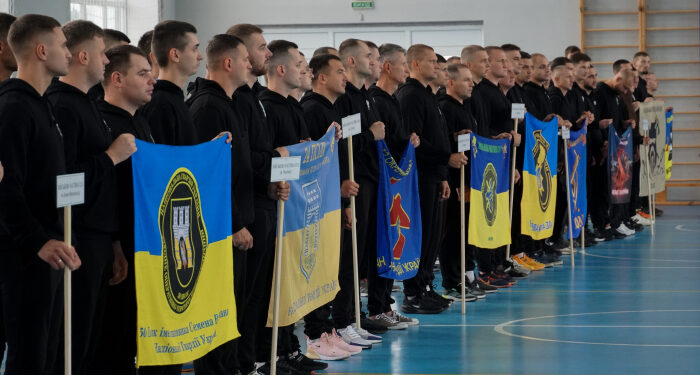 На Закарпатті з настільного тенісу змагаються нацгвардійці України