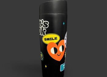 Термочашка з написом: практичний сувенір з індивідуальністю –