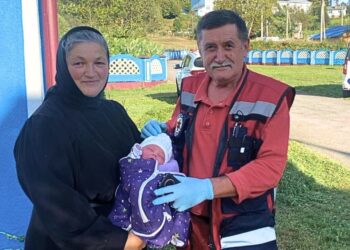 У селі Липча біля храму залишили новонародженого хлопчика (ФОТО)