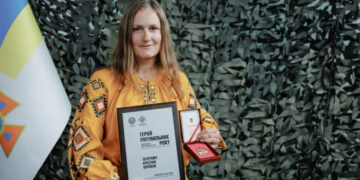 Ужгородку Крістіну Петрулич нагородили званням “Герой – рятувальник року”