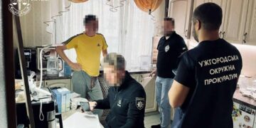 В Ужгороді викрили схему розкрадання коштів на ремонті поліклініки для ВПО (ФОТО)