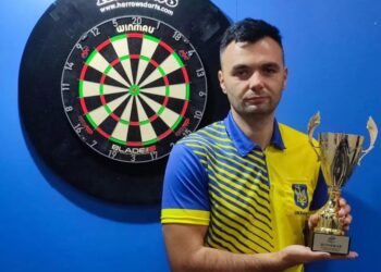 Володимир Залевський із Рахова виступить на чемпіонаті світу з дартсу (ФОТО)