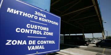 Закарпатські митники запобігли незаконному ввезенню гуманітарки на 14 мільйонів –