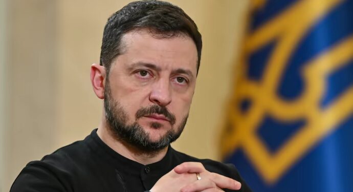 Зеленський підписав закон, який обмежує доступ до публічних реєстрів нерухомості