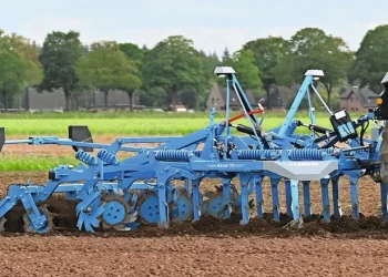 Lemken готує культиватор Karat до роботи з роботами-тракторами – Техніка