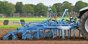 Lemken готує культиватор Karat до роботи з роботами-тракторами – Техніка