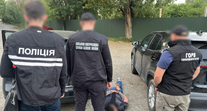 10 тисяч за незаконний перетин кордону: прикордонники зірвали план «чорного гіда»