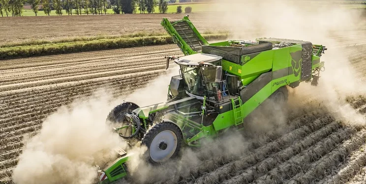 AVR представив п’яте покоління картоплезбирального комбайна Puma – Техніка