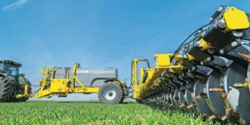 BEDNAR представить інжектор добрив для точкового внесення Nevelon EE – Техніка