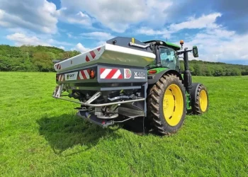 Sky Agriculture представила систему FertiEye для автоматичного налаштування розкидачів добрив – Техніка