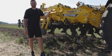 Глибоке рихлення замість оранки: як «МТС Чернеччина» зберігає врожай і паливо – Техніка