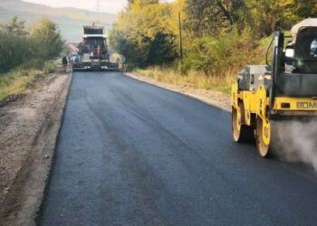Почався ремонт важливої в області дороги, на якій не було асфальту багато років — Закарпаття