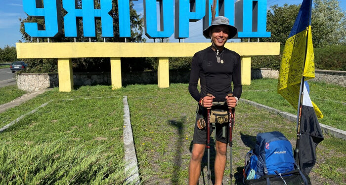 94 дні, чотири пари взуття і майже 400 тисяч гривень: історія благодійного походу Артема Єрохіна