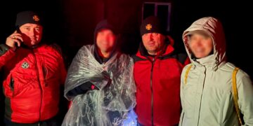 Американський турист і мешканка Кременчука заблукали під час спуску з Говерли (ФОТО)