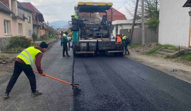 На Хустщині тривають ремонти доріг, що ведуть до кордону з Румунією — Закарпаття