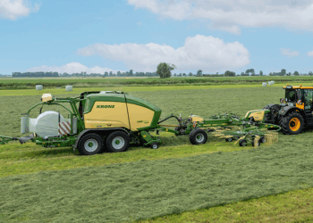 KRONE представив Swadro BaleTrain TC 880 Pro – валкування і пресування в одній машині – Техніка