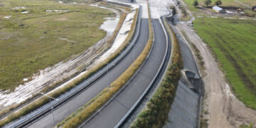 Будівництво мосту через Тису між Україною та Румунією наближається до завершення