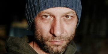 Був художником – став військовим. Олег з Ужгорода навіть у війську продовжує творити