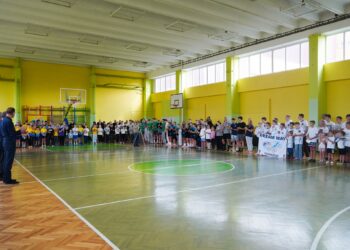 Чемпіонат із плавання об’єднав юних спортсменів із чотирьох міст Закарпаття –