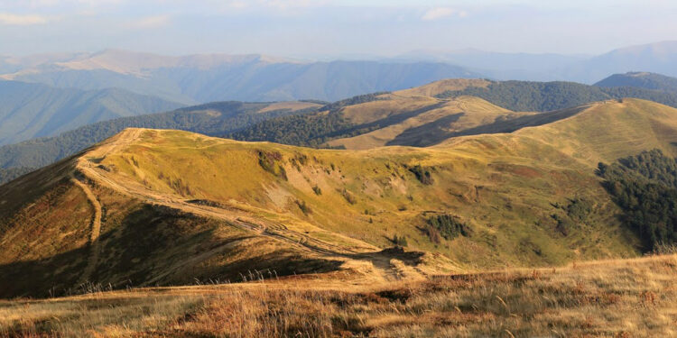 Ціна кіловата – Українські Карпати. Сім високогірних хребтів хочуть забудувати вітряками