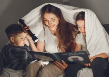 Ціна зросла на 2 тисячі за дві години: Голова ДПС закликала продавців техніки до чесності –