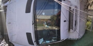 Авто перекинулось на бік: 21-річний мукачівець скоїв аварію на Рахівщині — Закарпаття