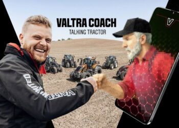 Valtra представила трактор, що розмовляє з оператором – Техніка