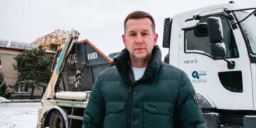 Фіктивне бронювання 400 чоловіків у Харкові. Чиновник утік з України