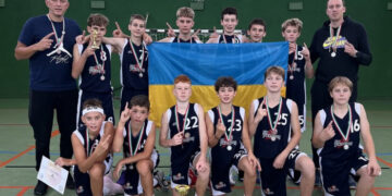 Юні ужгородські баскетболісти здобули «срібло» на міжнародному турнірі в Угорщині