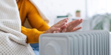 Коли почнеться опалювальний сезон? У Міненерго спростували чутки