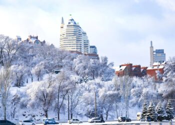 Мер Дніпра Філатов закликав відкласти опалювальний сезон і не перекладати відповідальність між відомствами