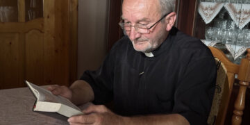 “Ми не можемо щось дати, якщо самі цього не маємо”, — Василь Мандзюк про роботу капелана в тилу