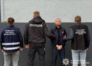 На Рахівщині затримали мукачівця, який за $10 тисяч організовував втечу чоловіків до Румунії (ФОТО)