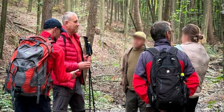 На Ужгородщині розшукали 73-річного грибника, який заблукав у лісі (ФОТО)