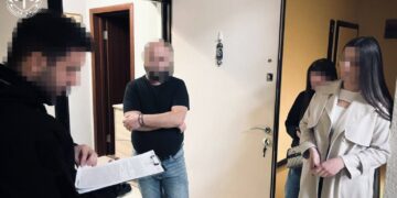 На Закарпатті затримали ужгородця, який за $1700 обіцяв «вплинути» на посадовців ТЦК (ФОТО)