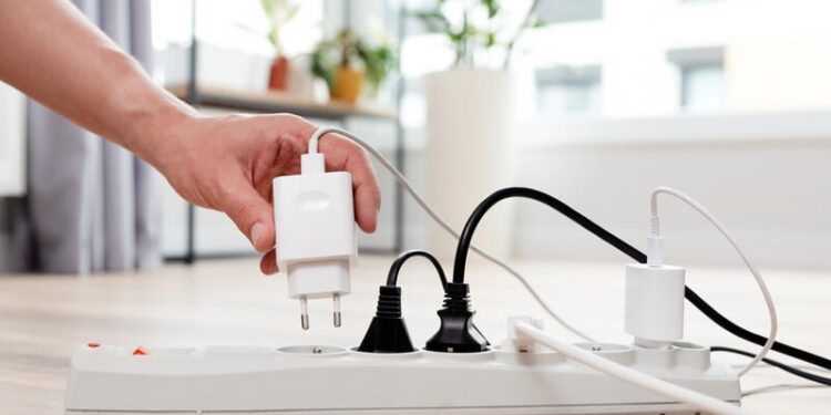 Підняття price cap покращило умови для імпорту електроенергії – експерт