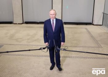 Путін обійшов Сталіна в опитуванні серед росіян. Про що запитували?