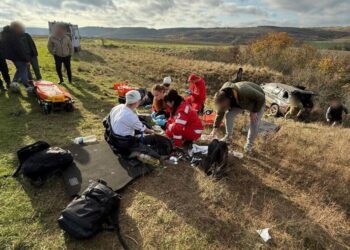 Семеро чоловіків на позашляховику намагалися прорвати кордон, але замість Молдови опинилися в кюветі – ДПСУ