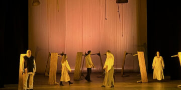 Сучасний погляд на класику: чим вразила вистава «Кайдашева сім’я»